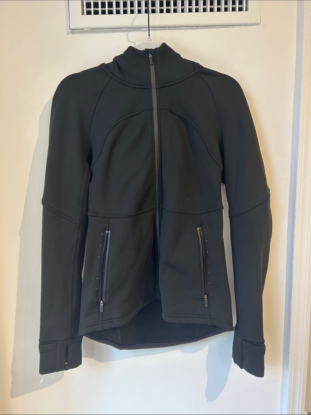 Lululemon Flurry Black Zip-Up Fleece Lined Athletic Jacket, size 8